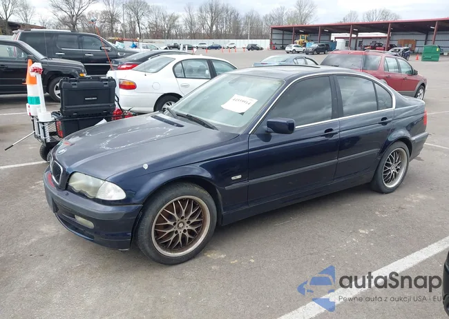 WBAAV53421JS93233: 44559914