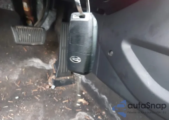 KNAFX4A67G5609855: 44560076