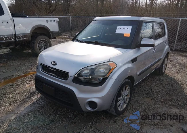 KNDJT2A61D7496644: 44559142