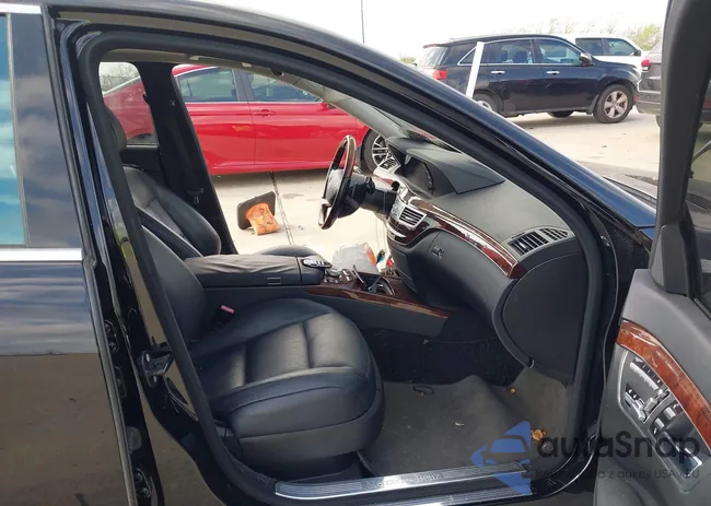 WDDNG7DBXCA464200: 44559181