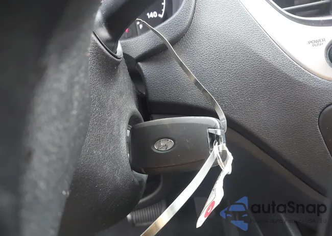 3KPC24A30KE086332: 44559212