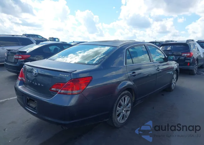 4T1BK36B18U257780: 44559232