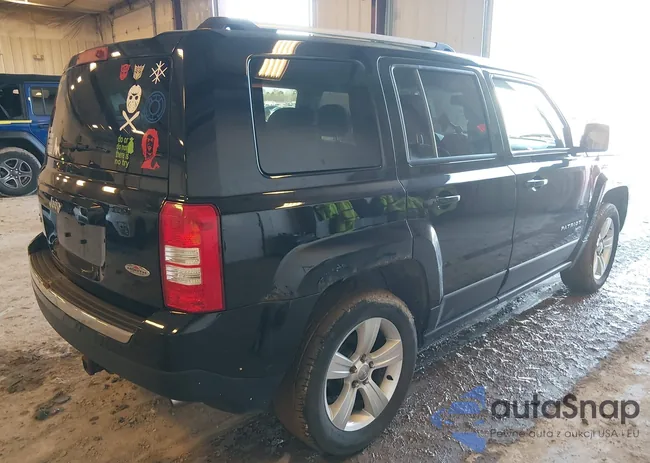 1C4NJRAB3GD798553: 44559512