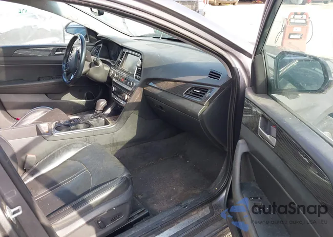 5NPE34AF0JH668053: 44560564