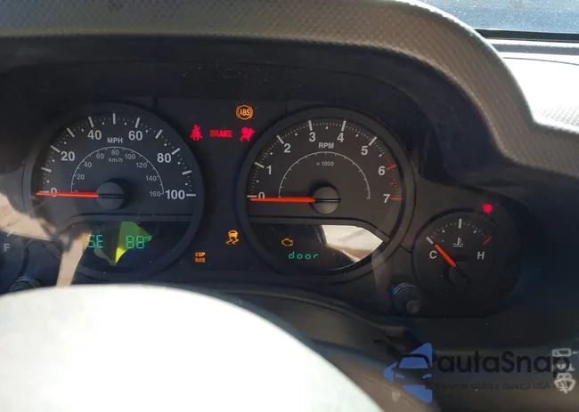 1J4GA39158L535824: 44560620