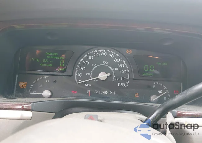 1LNHM82W33Y697642: 44560622