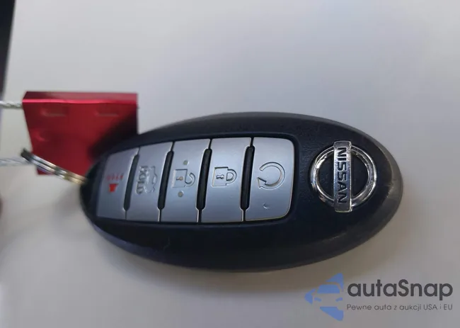 1N4AL3AP8GC266048: 44560704