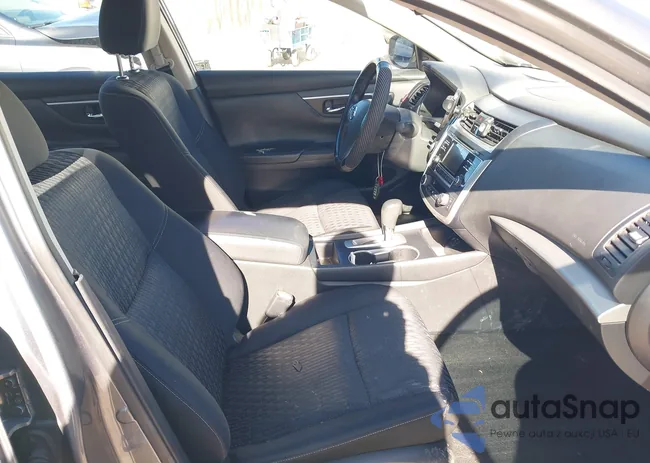 1N4AL3AP8GC266048: 44560704