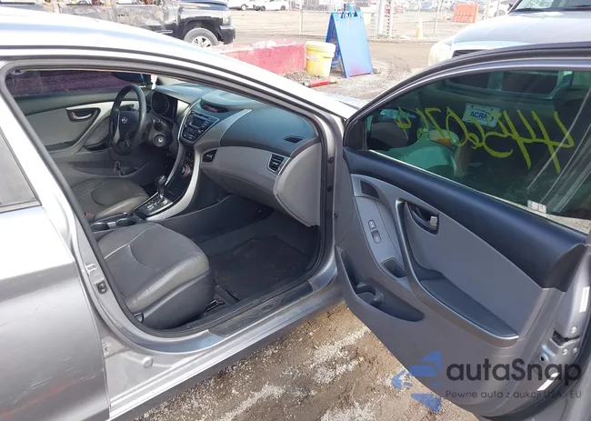 KMHDH4AEXDU712571: 44560764