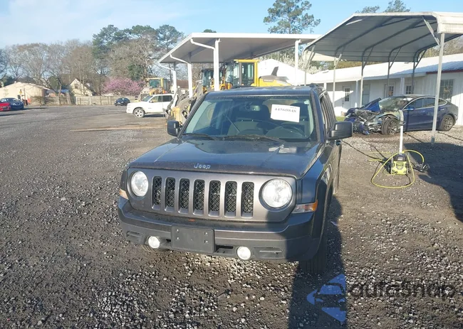 1C4NJPBA7GD812142: 44560848