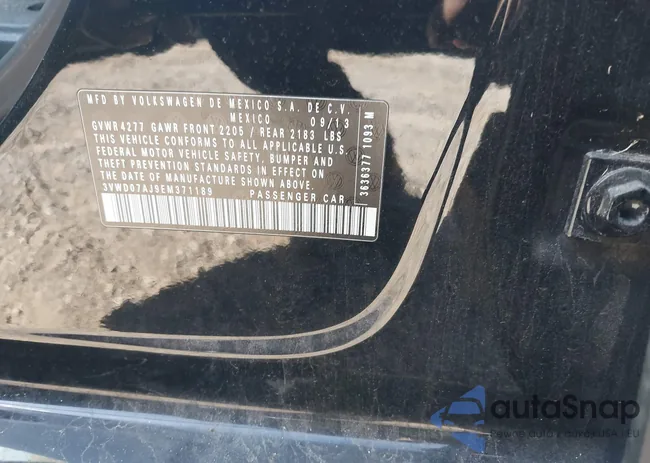 3VWD07AJ9EM371189: 44561086