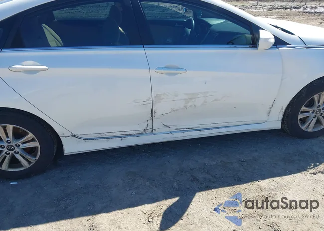 5NPEB4AC9EH893473: 44561102