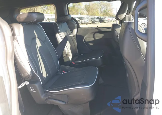 2C4RC1GG5TR216573: 44560184