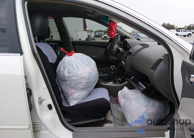 1N4AL11DX5C272229: 44560287