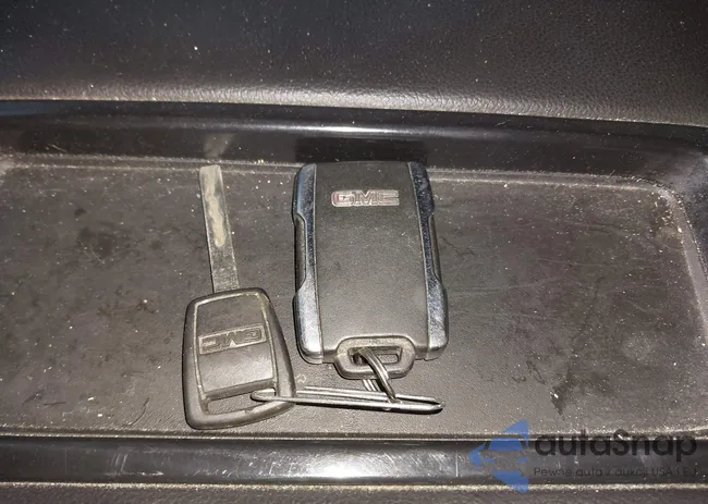 1GTV2UEC8EZ132193: 44561631