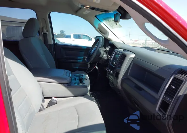 1C6RR7KT4DS724868: 44561638