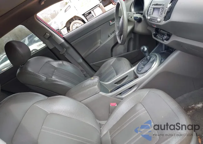 KNDPC3A28B7062957: 44561664