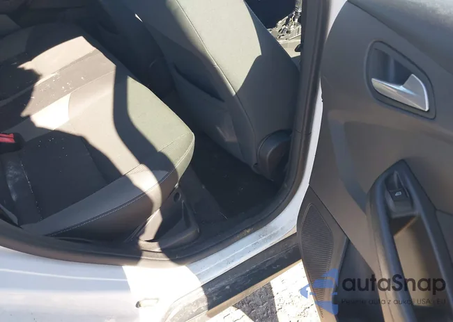 1FADP3F20DL368342: 44561729