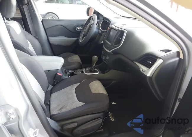 1C4PJLCS8EW102919: 44561769