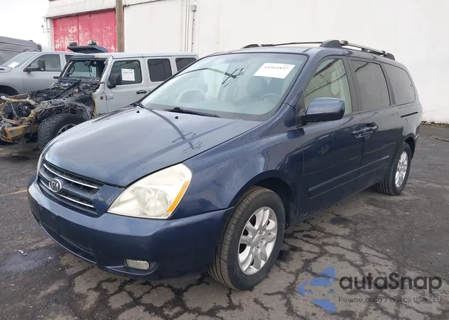 KNDMB233976174119: 44561827