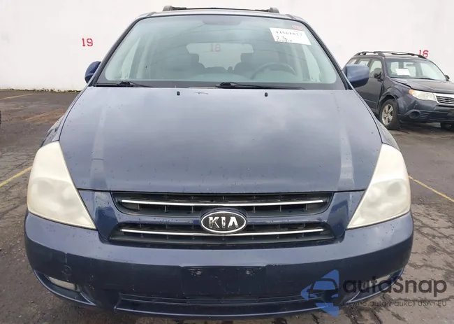 KNDMB233976174119: 44561827