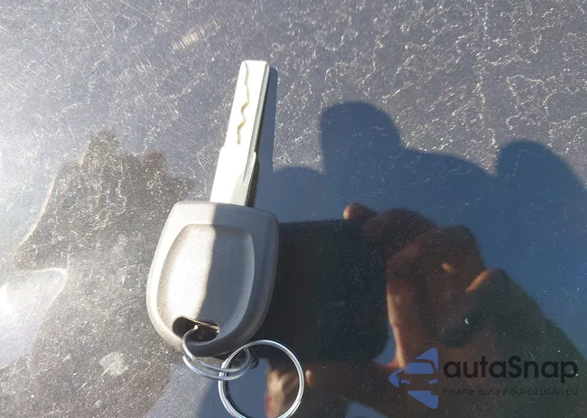 3VWRZ7AJXAM026372: 44561844