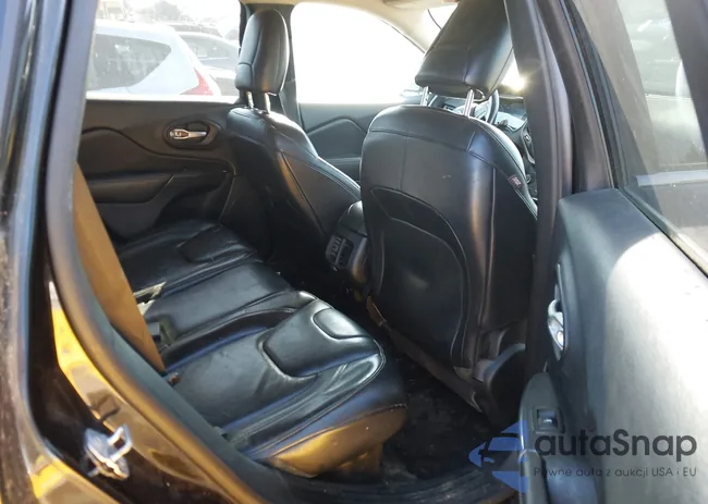 1C4PJLDB0GW165448: 44561852