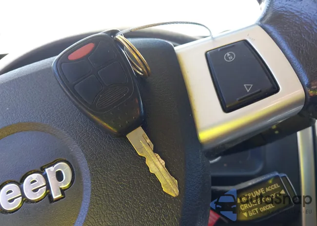 1J4PN5GK5AW129459: 44561280