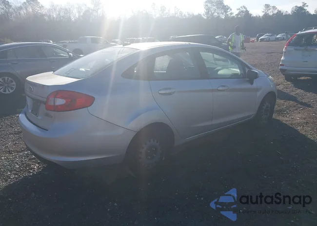 3FADP4BJ3DM224236: 44561401