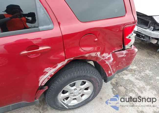 4F2CY0C73BKM05761: 44562533