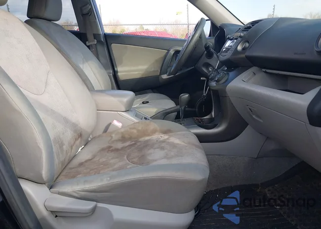 JTMZF33VX9D004156: 44562585