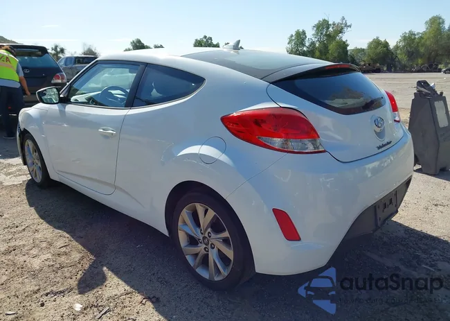 KMHTC6AD2GU282701: 44562823