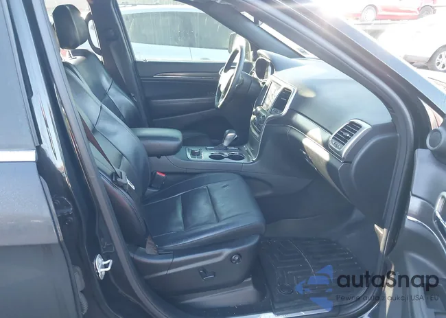 1C4RJFBG2JC129150: 44562875