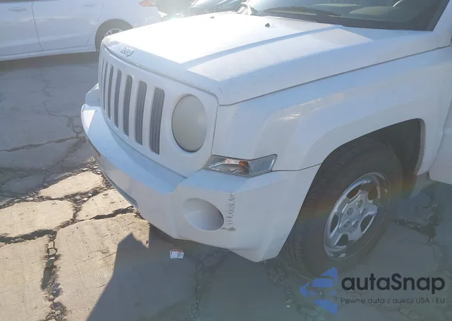 1J8FT28W68D602176: 44563045