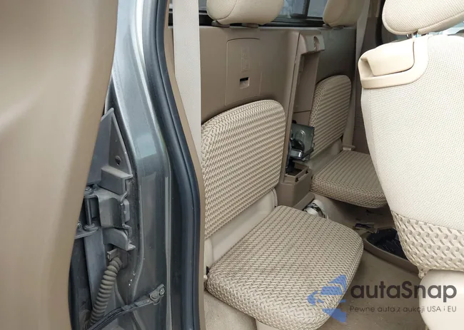 1N6AD06U37C404953: 44563093