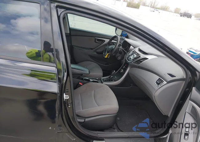 KMHDH4AE2FU303001: 44562305