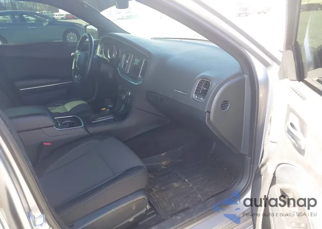 2C3CDXBGXJH303521: 44563768