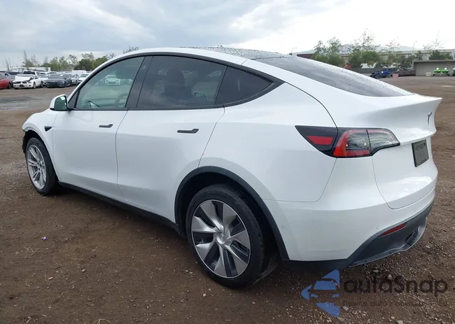 5YJYGDEE2MF218121: 44563810