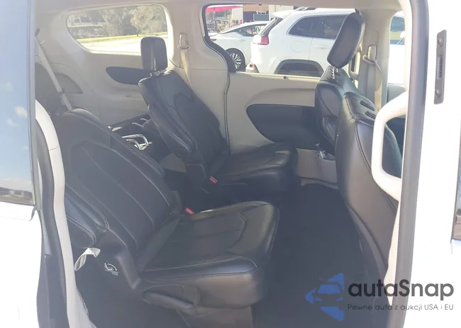 2C4RC1BG9RR152103: 44563939