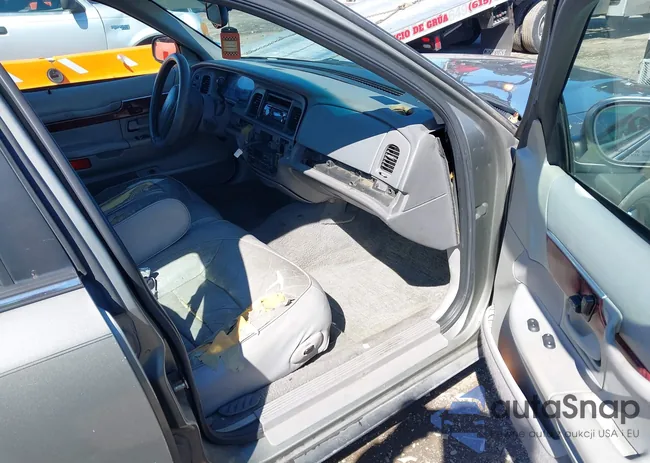 2MEFM75W3YX622141: 44564006