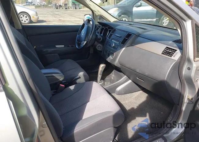 3N1BC13E77L387191: 44564053