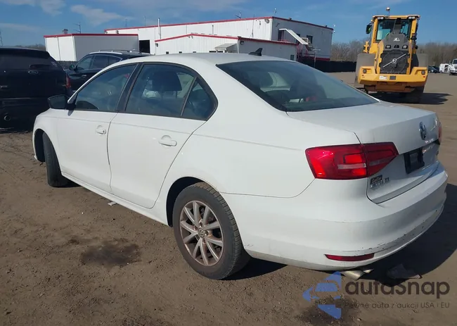 3VWD17AJ0FM352478: 44563139