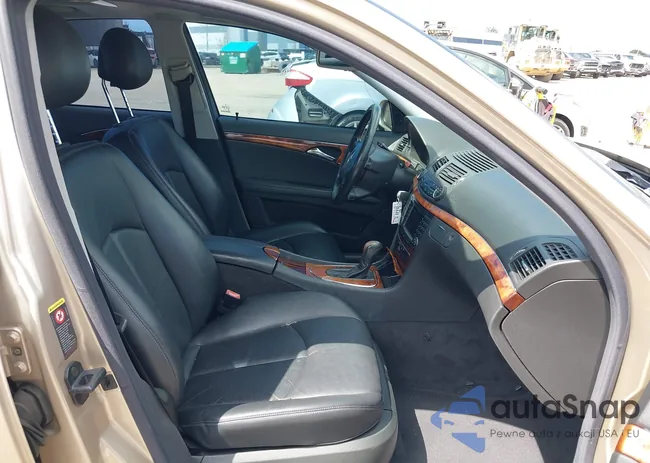 WDBUF65J94A412159: 44563172