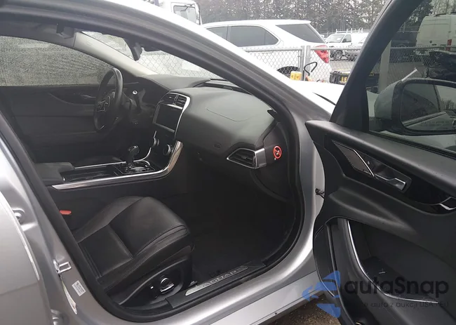 SAJAJ4FX7LCP57754: 44563218