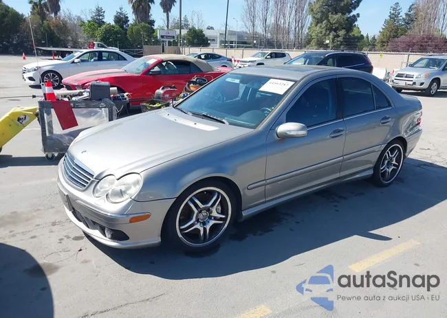 WDBRF76J85F600864: 44563287