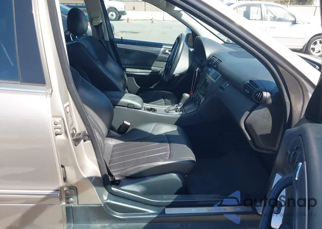 WDBRF76J85F600864: 44563287