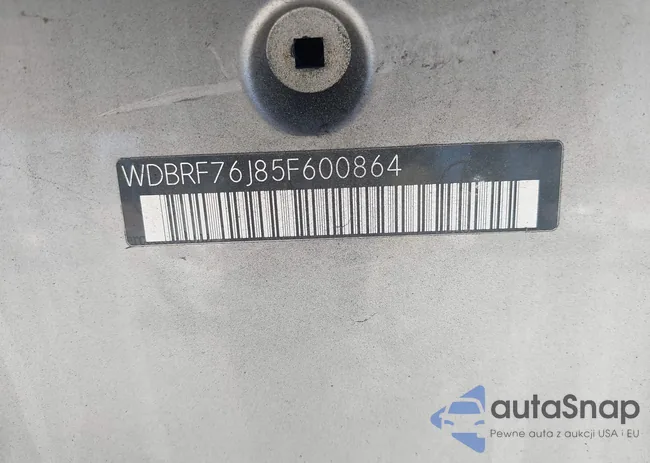 WDBRF76J85F600864: 44563287