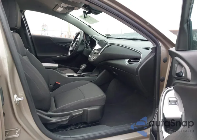 1G1ZD5ST5SF133880: 44563288