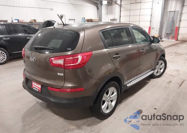 KNDPBCA29D7427815: 44563294