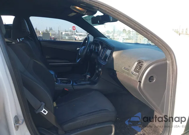 2C3CDXHG5GH247035: 44563424